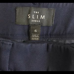 White House Black Market Pants - White House Black Market Navy Blue Slim Ankle Pant White House Black Market Pants - White House Black Market Navy Blue Slim Ankle Pant